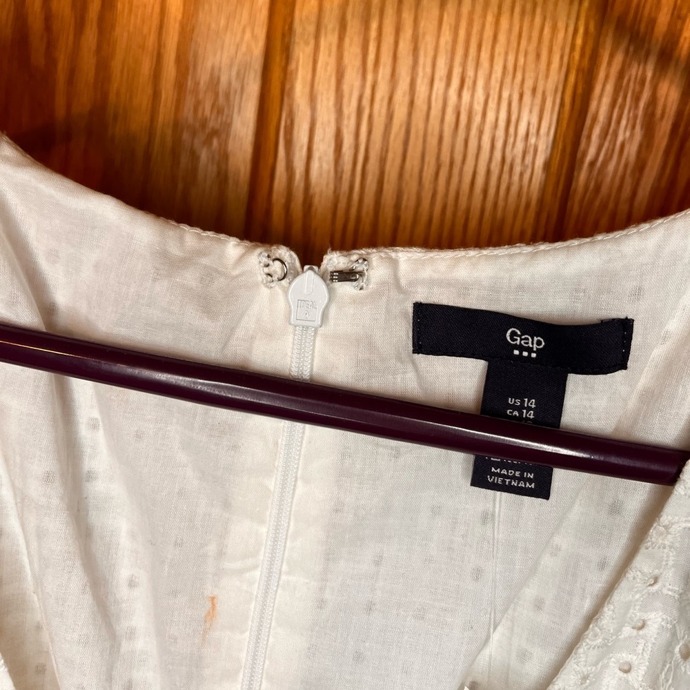 NWT GAP Dress - Picture 5 of 5